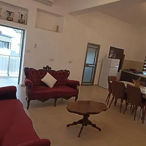 https://allenby-guest-house.gethaifahotels.com