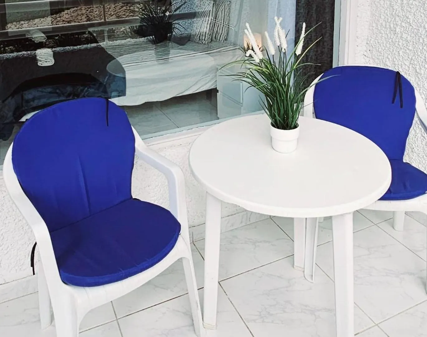 Beach House Apartment Адехе